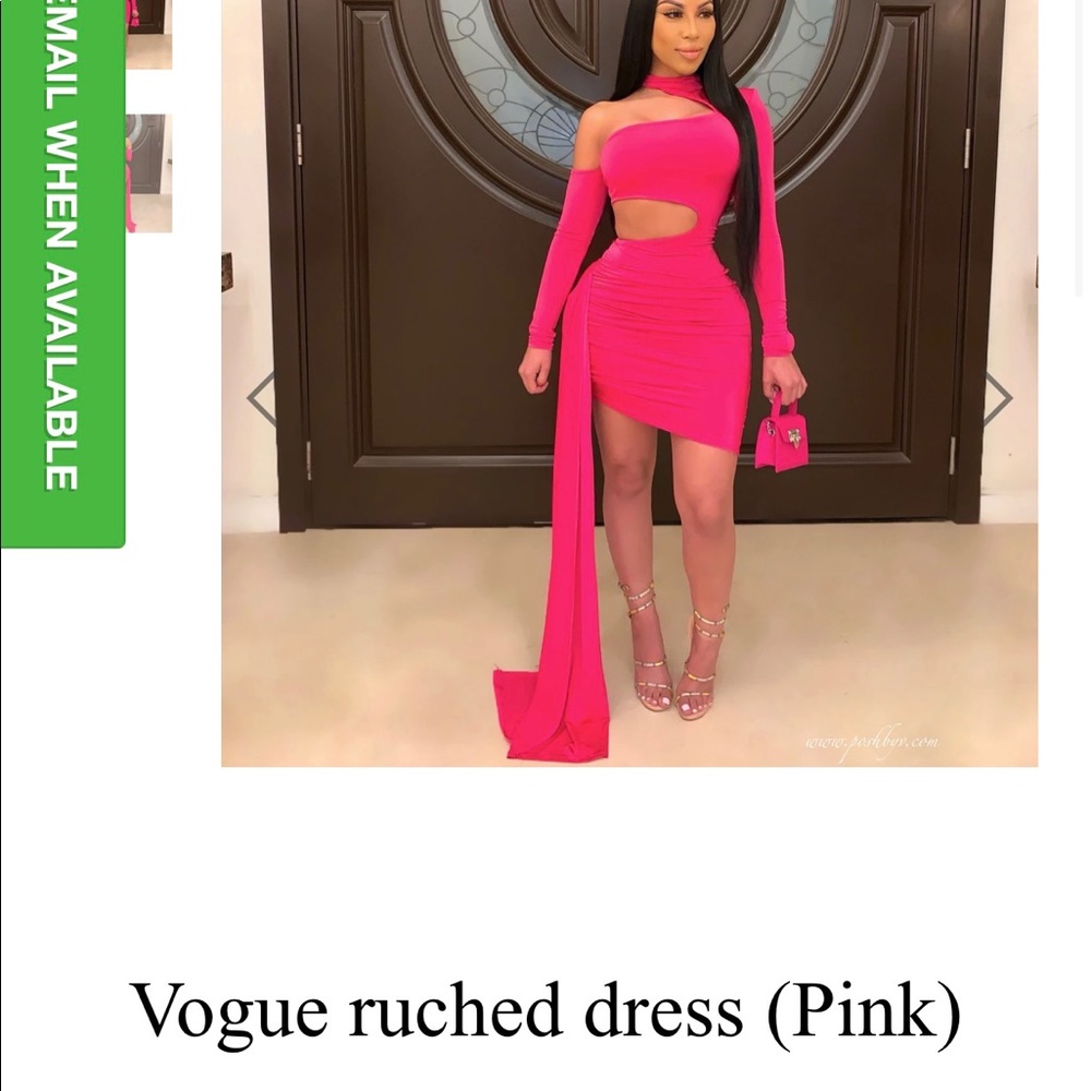 Bought from poshbyv.com sz small . Hot pink .